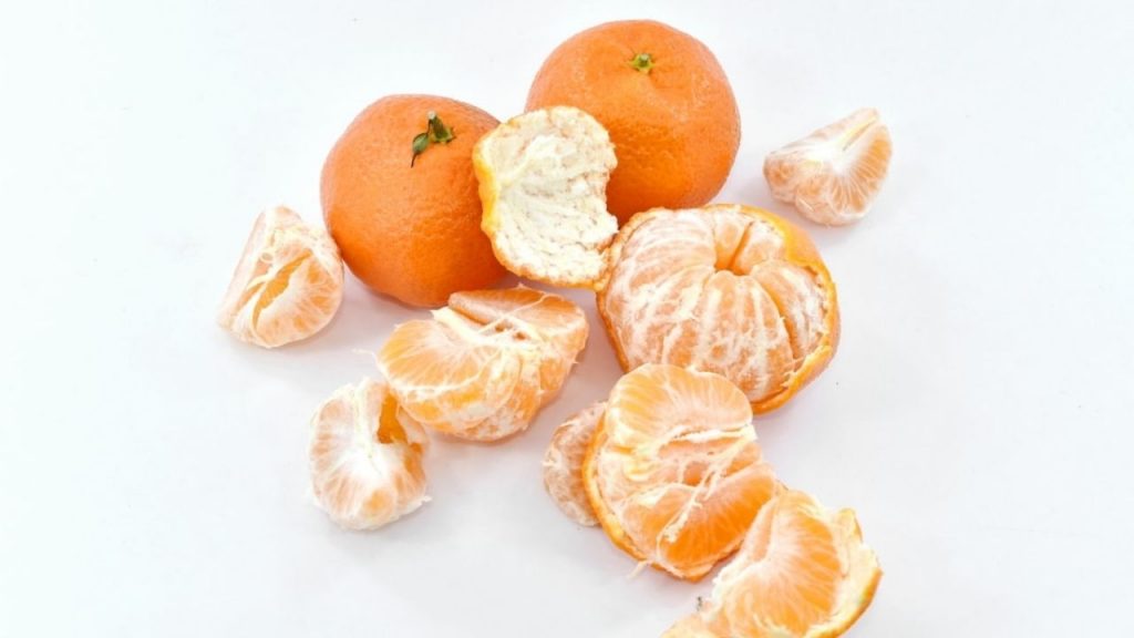 peel oranges before juicing